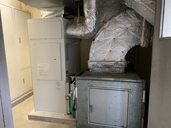 画像：チンパンジー舎暖房機