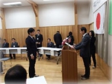 写真：修了証授与3