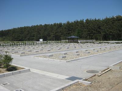 写真：秋田市北部墓地の様子2