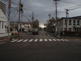 写真：施工前の川尻広面線