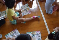 写真:交通安全指導の様子2
