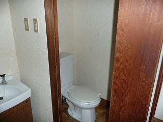 写真：広面Aタイプの洗面・脱衣室・トイレ