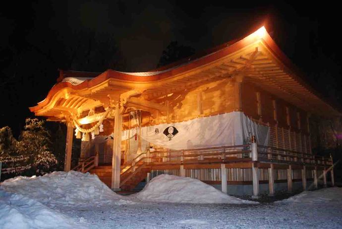 写真：八幡秋田神社