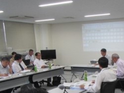 写真：第1回検討委員会検討状況2