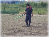 写真：露地ほ場肥料散布
