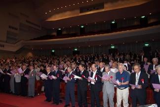 写真：秋田市記念市民歌斉唱