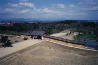 秋田城の外郭東門の俯瞰写真
