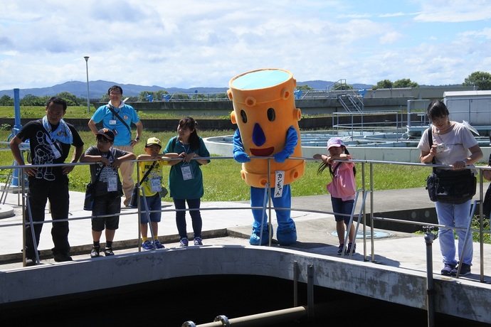 仁井田浄水場見学状況写真