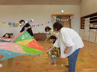 写真：運動会ごっこ