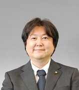 若松議員の写真