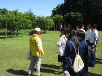 写真：市内高校ガイドの様子