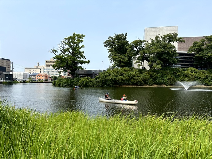 千秋公園の堀（秋田商工会議所「お堀でカヌー体験」）