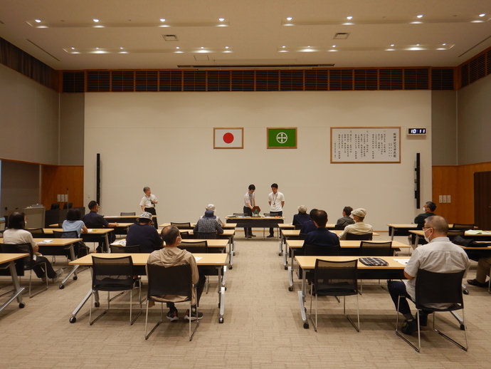 抽選会の様子1